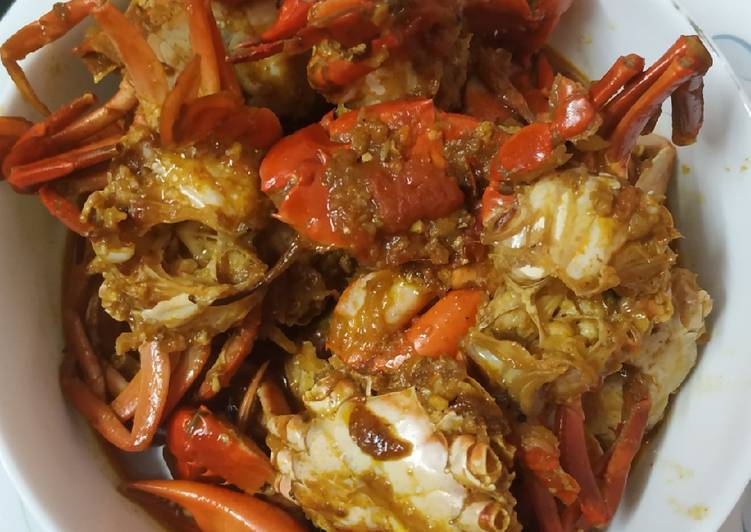 Steps to Prepare Any-night-of-the-week Crab curry