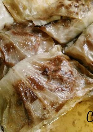 O poză a rețetei Pachețele de varză umplute cu carne.