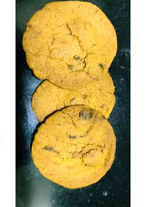 A picture of Giant Subway cookies 😍.
