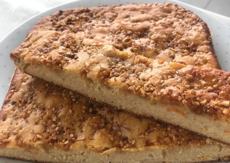 Bizcocho de queso batido y almendras