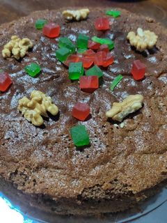 Una foto de Torta negra navideña