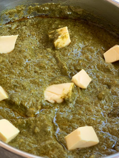 A picture of Palak paneer🥬🧀.