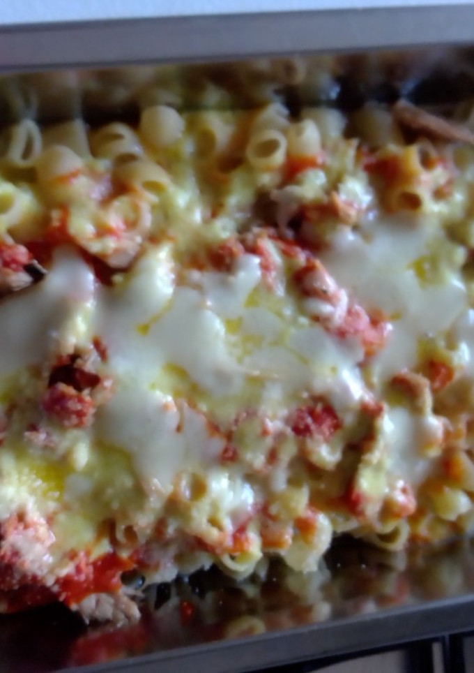 Una foto de Caracoles de pasta con ventresca de atún, gratinados con quesos