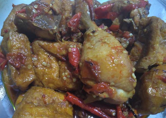 Ayam tahu bumbu kecap