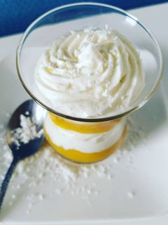 Une photo de Recette petite verrine mangue 🥭/coco🥥.👩🍳