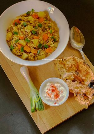 A picture of Kathiawadi Khichdi.