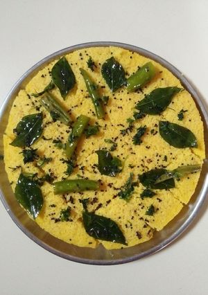 A picture of Khaman Dhokla.
