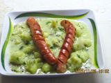 Karfiolfőzelék sült virslivel