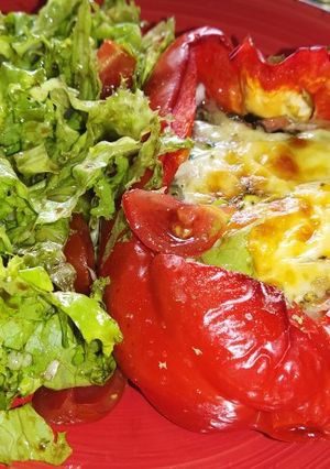 Una foto de Morrones rellenos