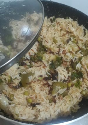 A picture of Vegetable pulao.