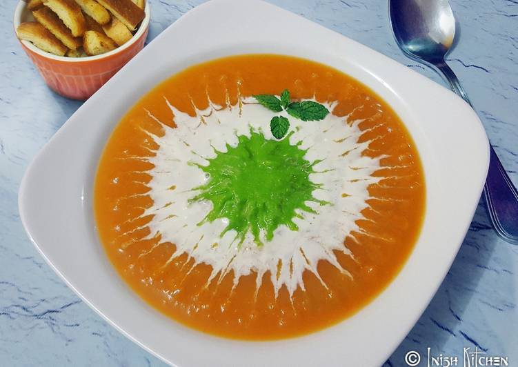 Recipe of Yummy PUMPKIN and GREEN PEAS SOUP