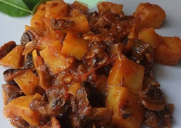 Bagaimana Membuat Sambel goreng kerang dara yang Bisa Manjain Lidah