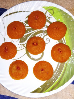 मलाई बेसन पेडा (Malai Besan Peda recipe in Hindi) रेसिपी मुख्य फोटो