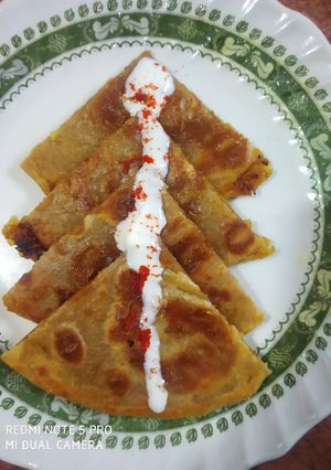 ઓનીયન પરાઠા(onion parotha in Gujarati) રેસીપી મુખ્ય ફોટો