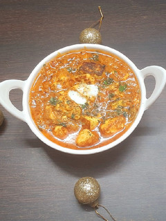 A picture of Paneer curry.