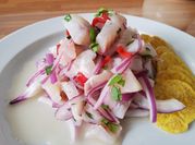 Una foto de ceviche tilapia