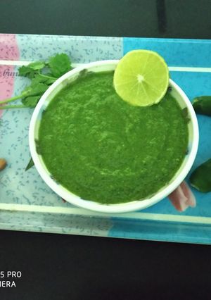 A picture of Coriander chutney.
