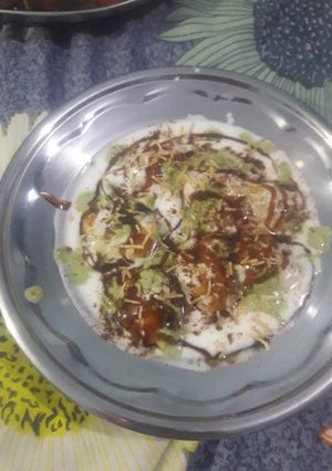 दही वड़ा (dahi vada recipe in Hindi) रेसिपी मुख्य फोटो