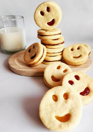 Une photo de Sablés happy