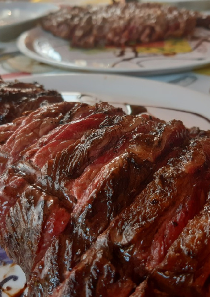 Una foto de Picaña y chuletón con piña