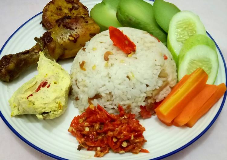 Nasi Liwet Ala Rice Cooker
