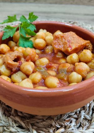 Una foto de Callos con garbanzos