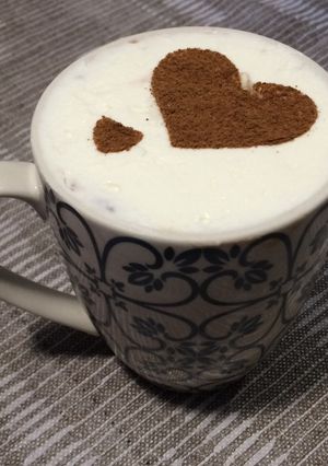 Una foto de Chocolate con nata y canela sin azúcar
