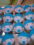 Madeleine with Fondant Icing