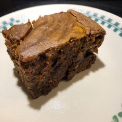 A picture of Pumpkin Swirl 🎃 Cake Brownies.