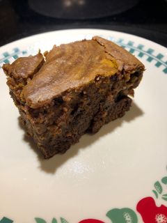 A picture of Pumpkin Swirl 🎃 Cake Brownies.
