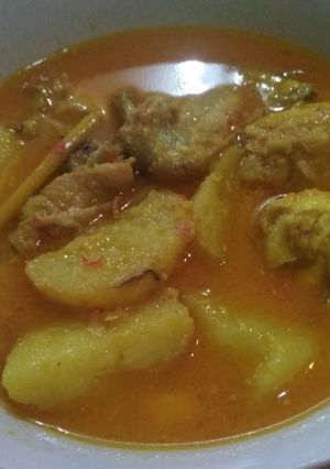 Foto resep Gulai ayam dan telornya plus kentang