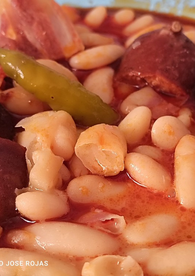 Una foto de Fabada asturiana