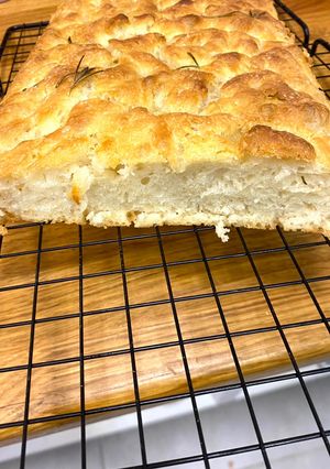 Ropogós focaccia recept fotója