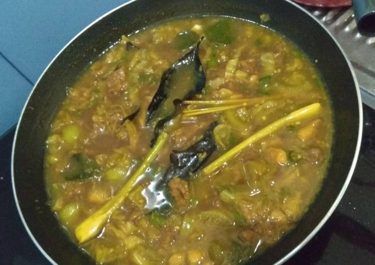 Langkah Mudah untuk Menyiapkan Tongseng sapi cabe rawit ijo tanpa santan yang Sempurna