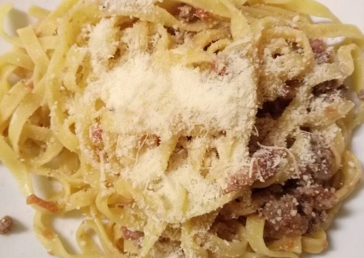 Recipe of Speedy Tagliatelle alla bolognese