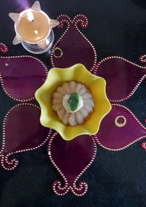 प्रसादाचा शिरा (prasadacha shira recipe in marathi) रेसिपी चे मुख्य फोटो
