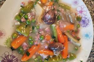 Foto principal de Menestra congelada de verduras en salsa verde con jamón