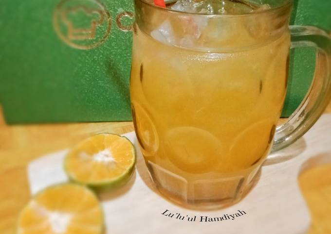 Standar Resep mudah bikin Es Jeruk Peras yang enak