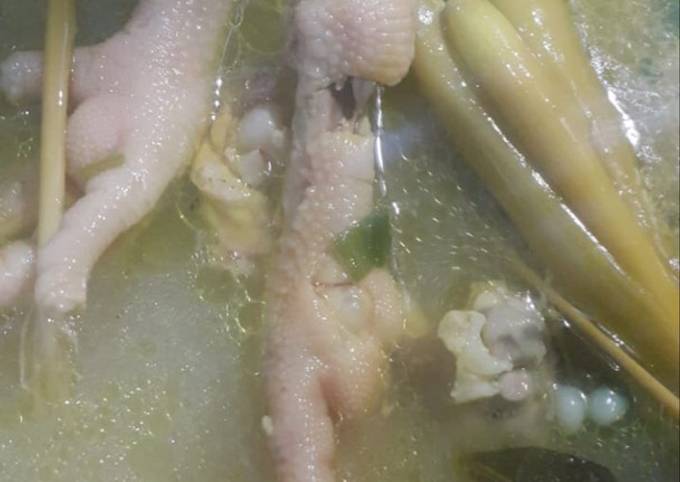 Soto ceker sayap ayam kuah bening
#bikinramadanberkesan