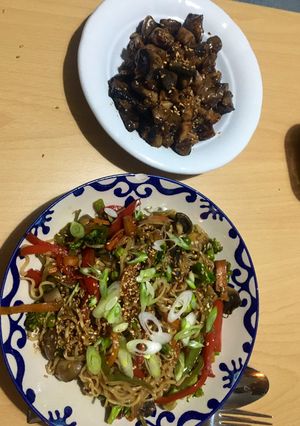 A picture of Instant veggie noddle.