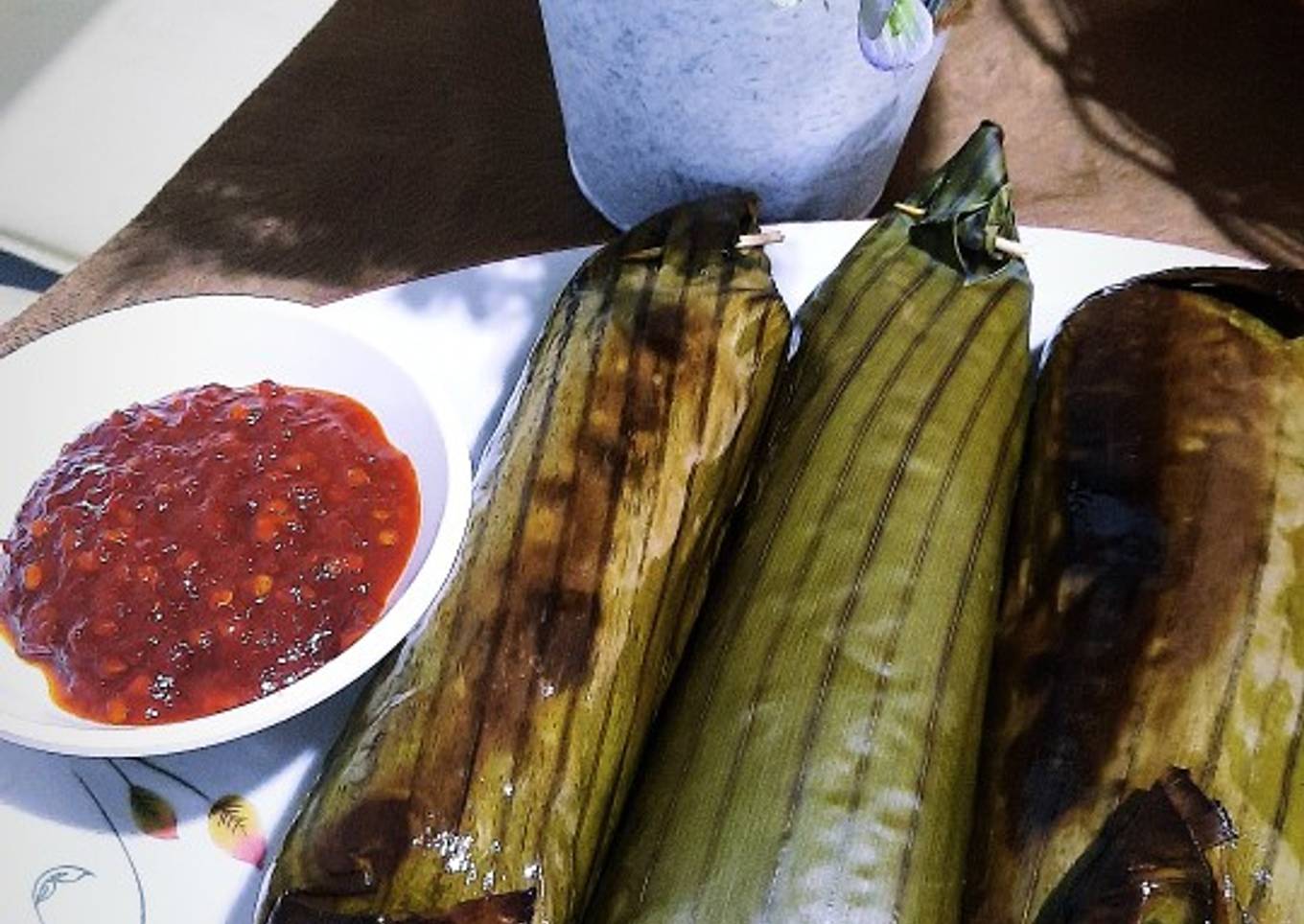 Nasi bakar ayam suwir