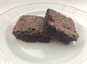 Una foto de Brownie con Nesquik estilo cuarentena