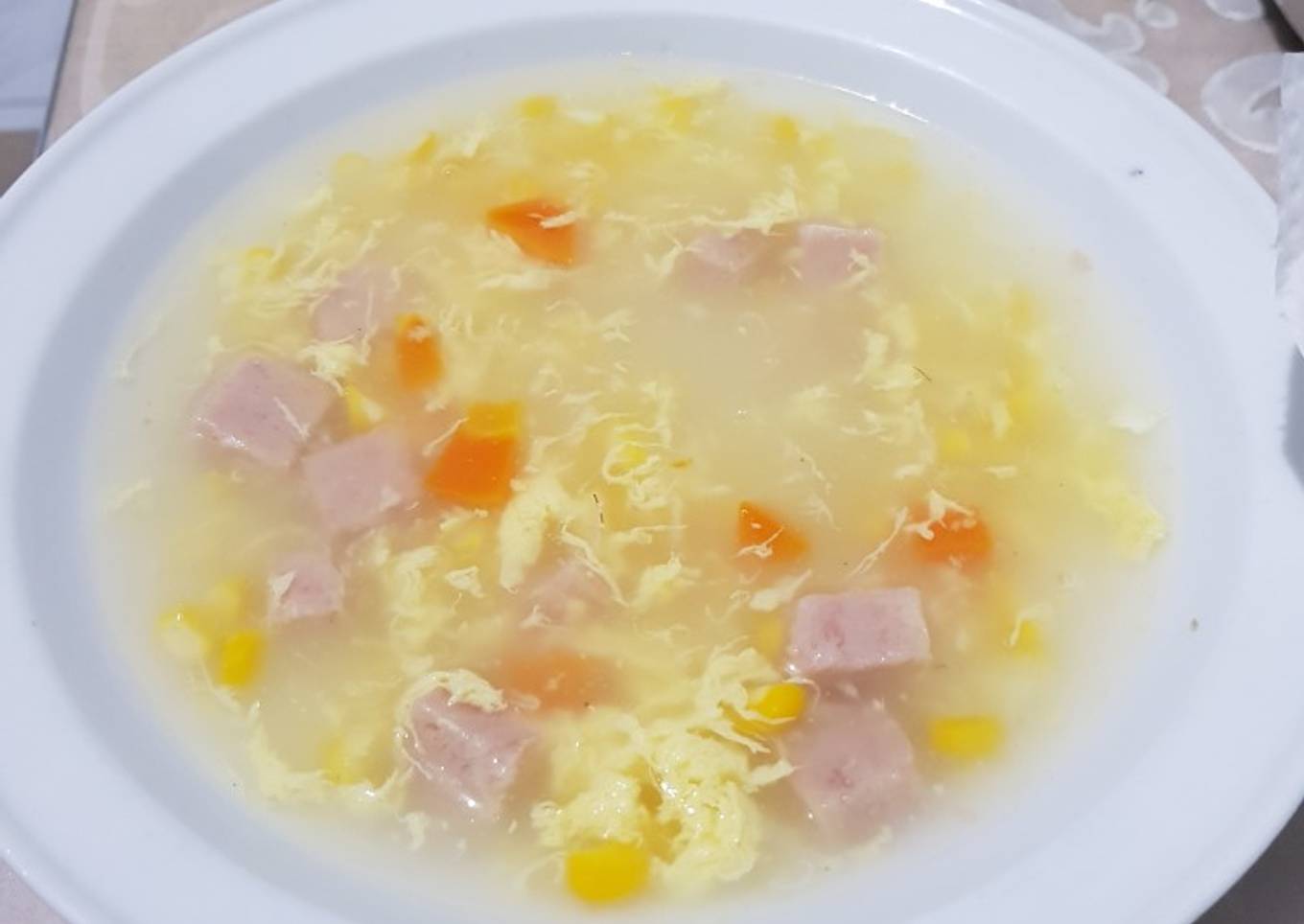 Sup jagung manis telur