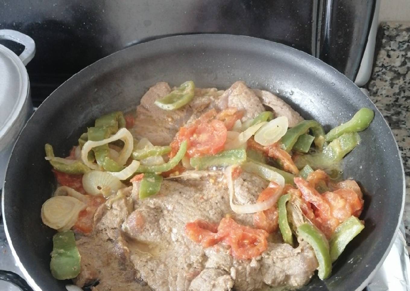 Bistec con vegetales 🍅🧅