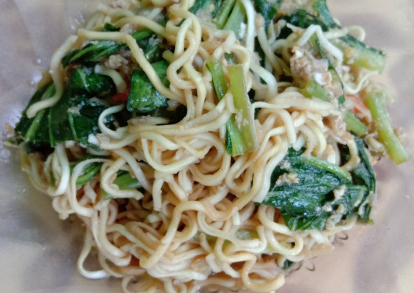 Mie tek-tek abang abang