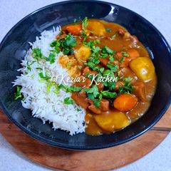 A picture of Japanese Curry With Rice.