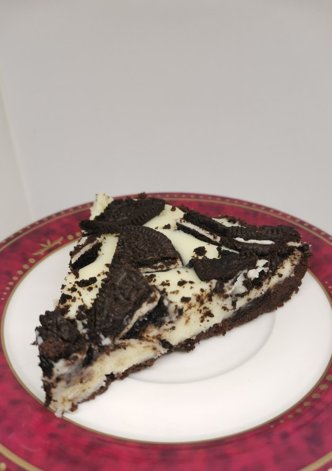 A picture of Oreo Cheesecake.