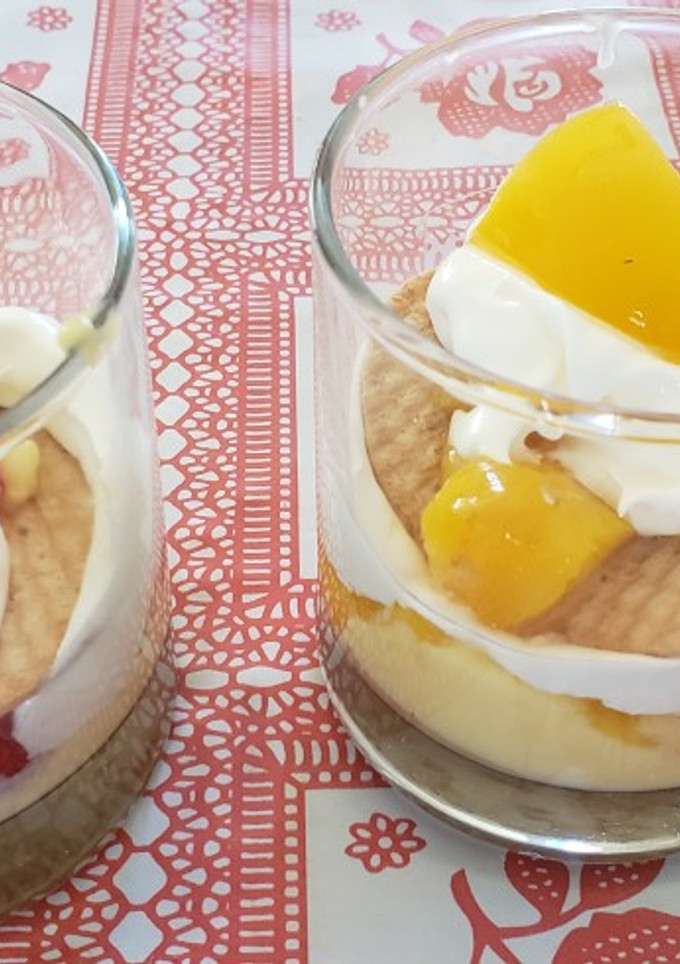 Una foto de Postre de frutas