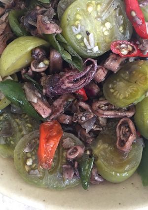 Foto resep Cumi Asin Tomat Hijau