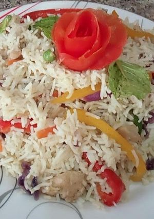 A picture of Chinese Chicken fried Rice.